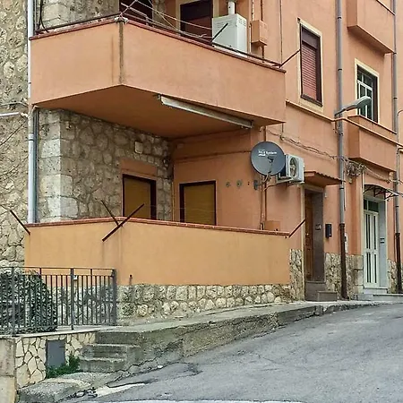 Casavincy Tatil Evi Serradifalco